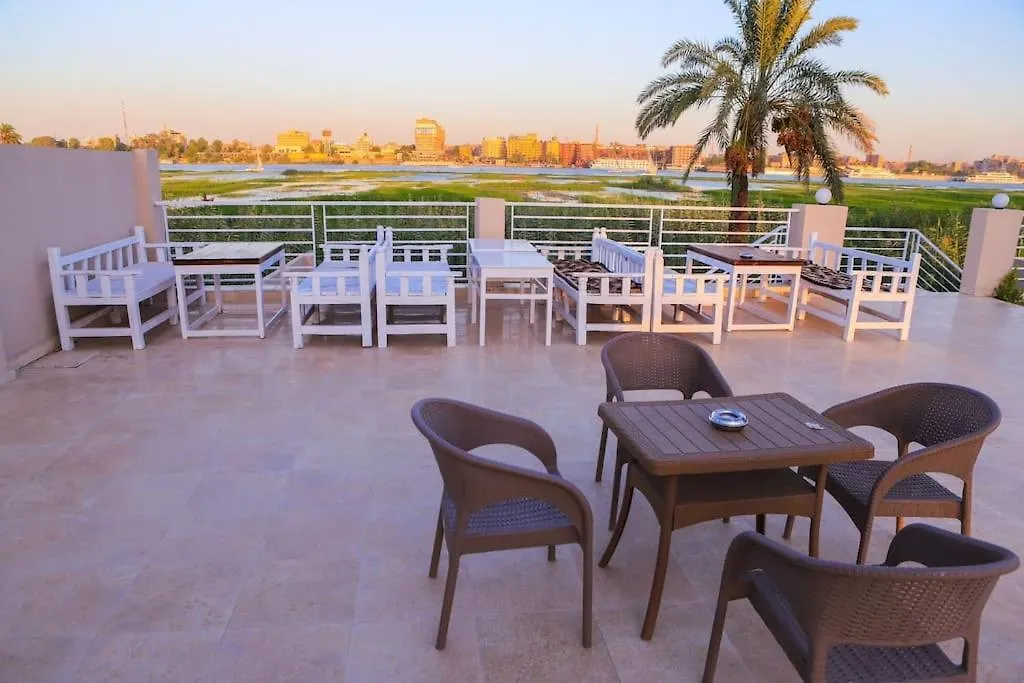 Royal Nile Villas - Nile View Apartment 2 Luxor